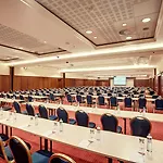 Crowne Plaza By Ihg Otel 4*