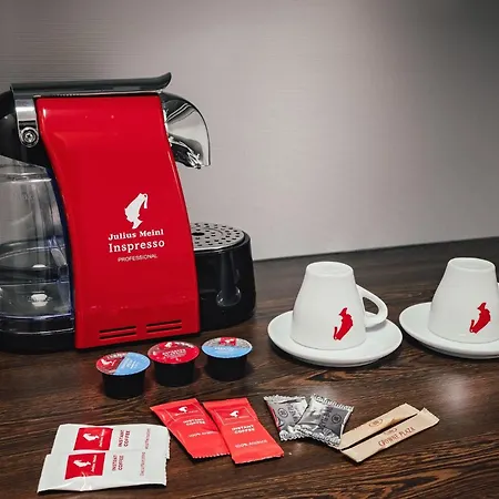 Crowne Plaza By Ihg Hotell Bratislava