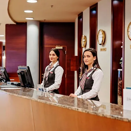 Hotell Crowne Plaza By Ihg 4*