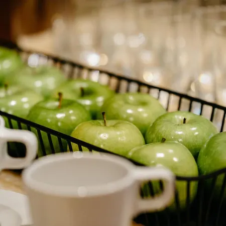 Crowne Plaza By Ihg Hotell Bratislava