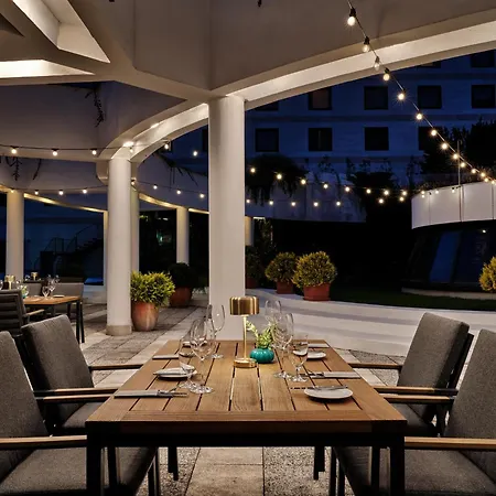 Hotell Crowne Plaza By Ihg Bratislava