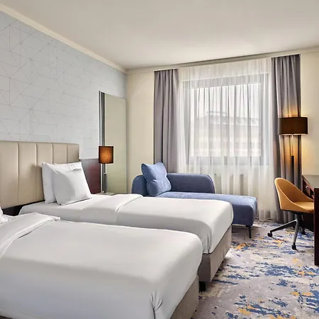 Crowne Plaza By Ihg Hotel 4*