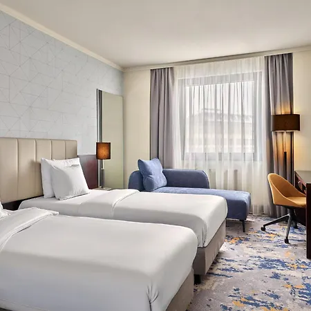 Hotel Crowne Plaza By Ihg 4*