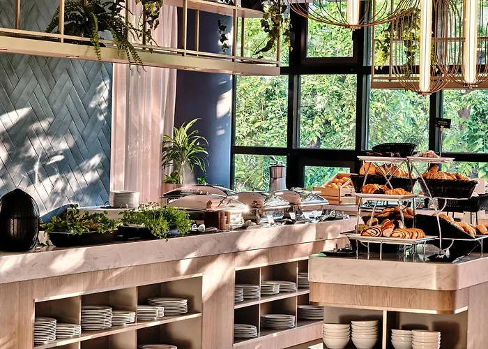 Hotell Crowne Plaza By Ihg 4*