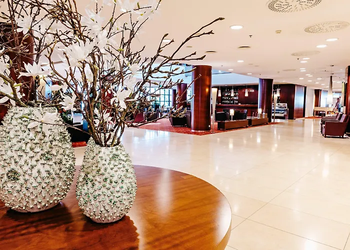 Hotel Crowne Plaza By Ihg 4*