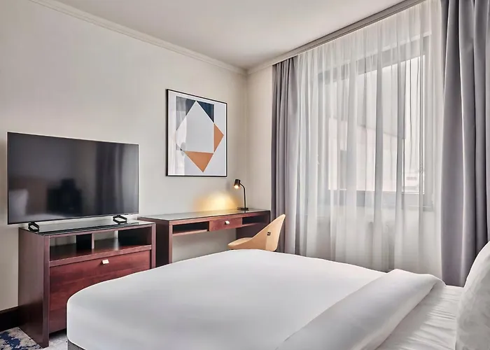 Crowne Plaza By Ihg Hotell Bratislava