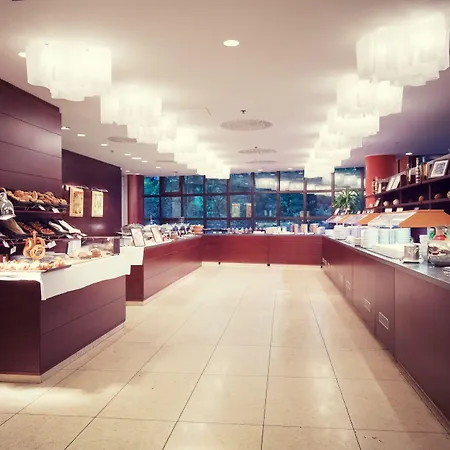 Crowne Plaza By Ihg 4* ברטיסלאבה