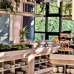 Hotel Crowne Plaza By Ihg 4*