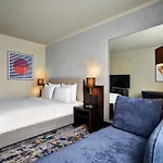 Crowne Plaza By Ihg Hotel 4*