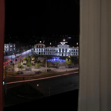 Отель Crowne Plaza By Ihg Братислава