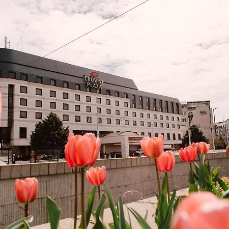 Crowne Plaza By Ihg Отель
