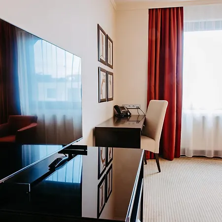 Crowne Plaza By Ihg Отель