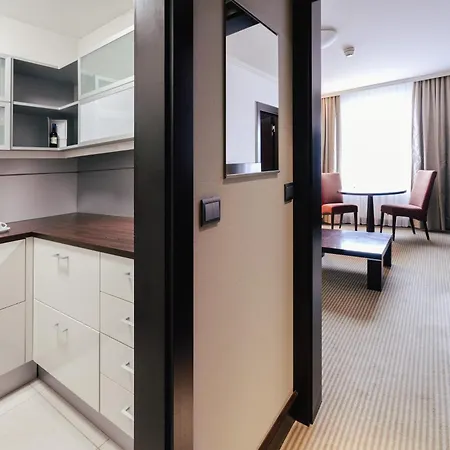 Отель Crowne Plaza By Ihg