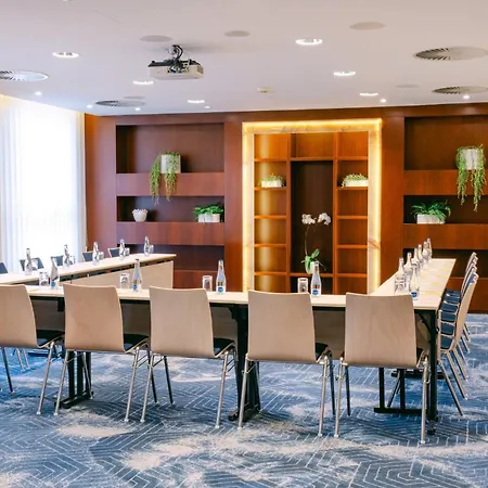Crowne Plaza By Ihg 4* Братислава