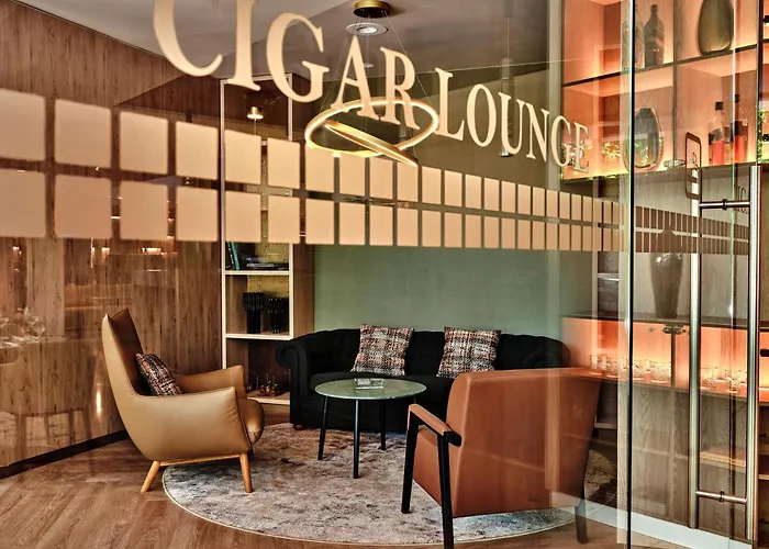 Crowne Plaza By Ihg Otel