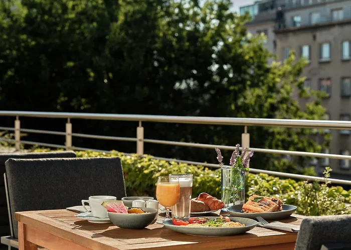 Crowne Plaza By Ihg Otel 4*